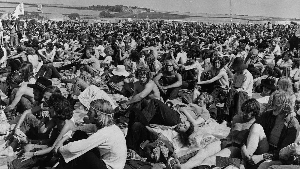 The Crowd at the Isle of Wight