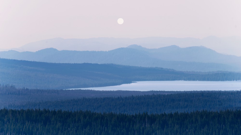 Distant Moonrise